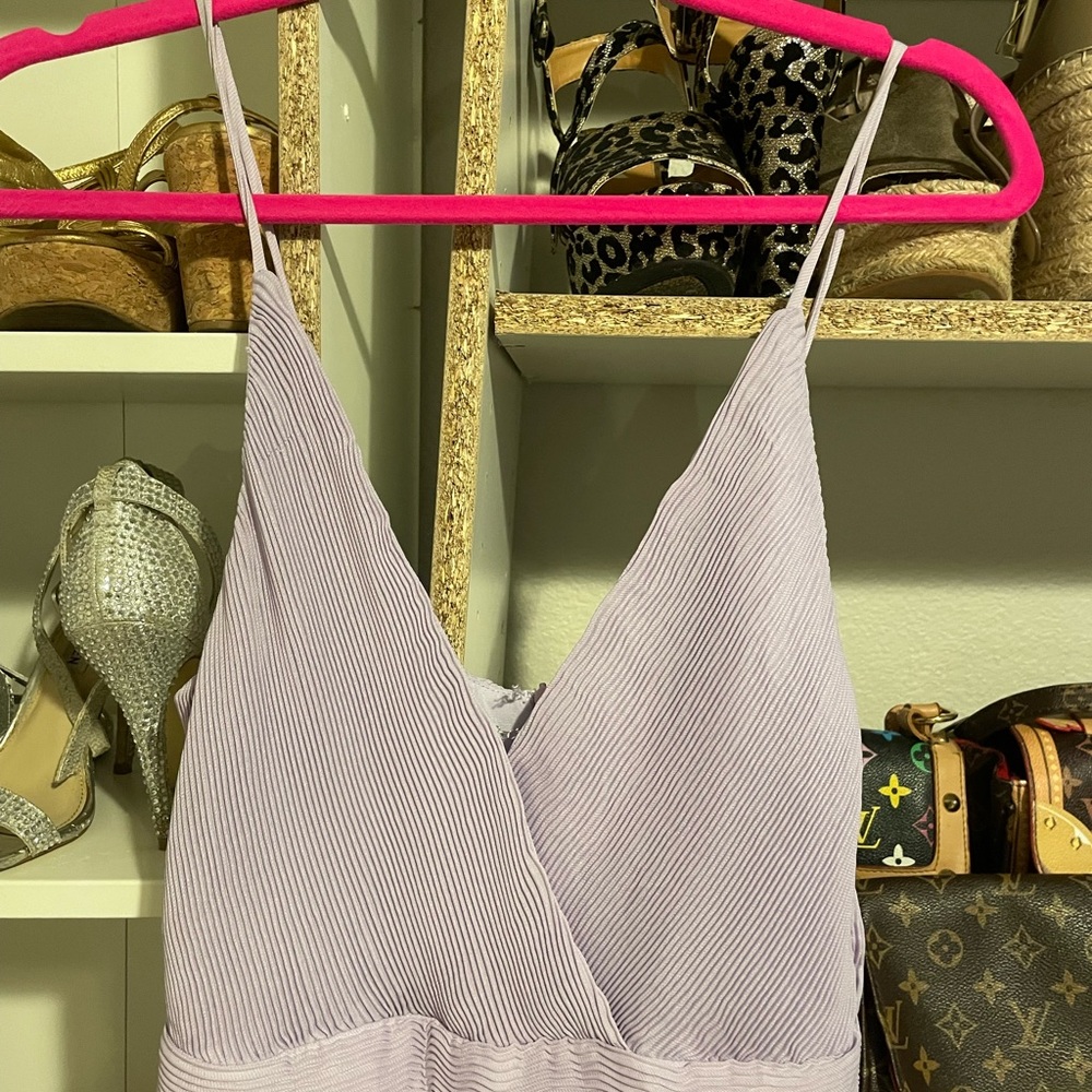 NWOT Revolve ASTR Plisse lilac jumpsuit - Picture 4 of 8